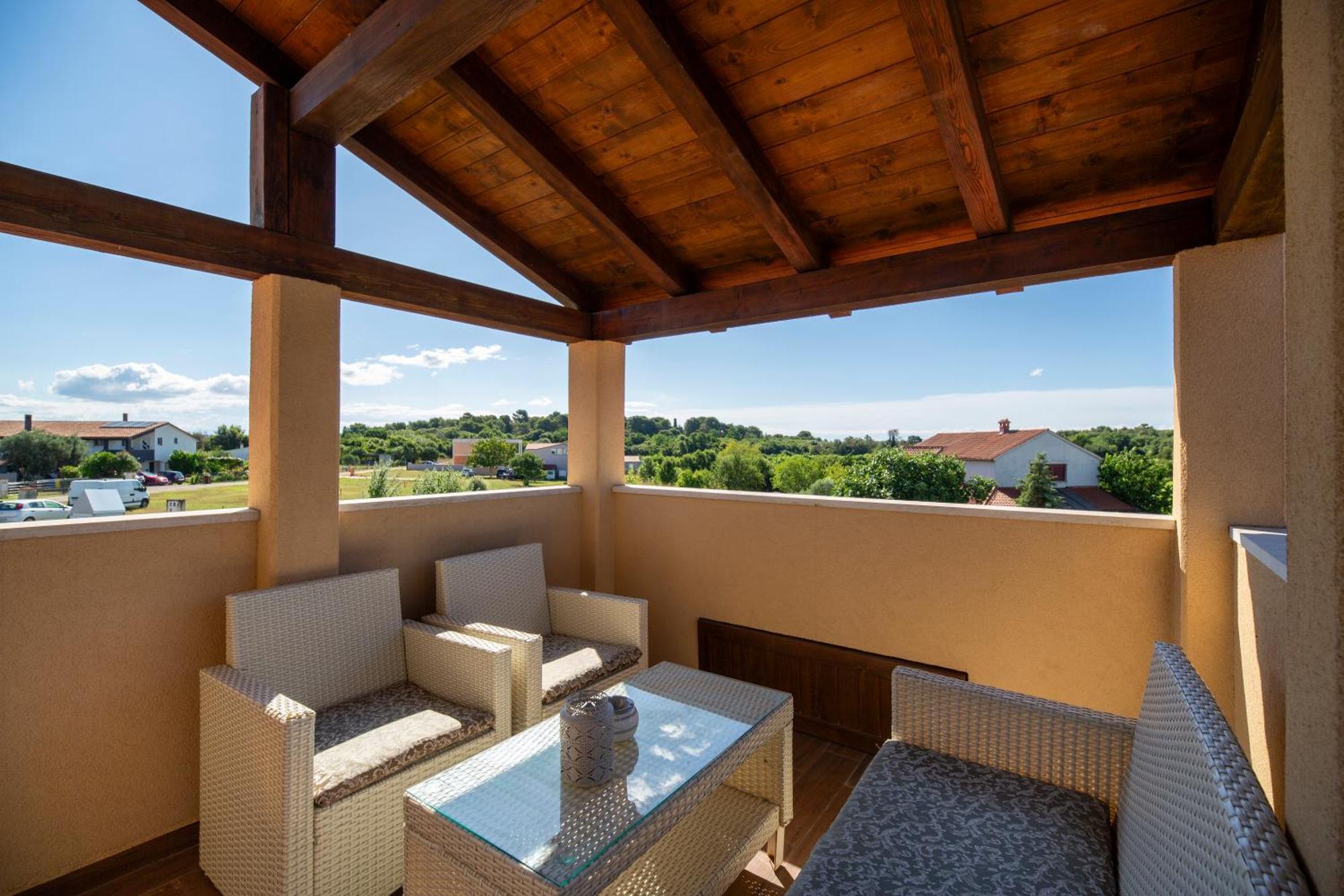 Apartman Viki Stinjan Pula Bagian luar foto