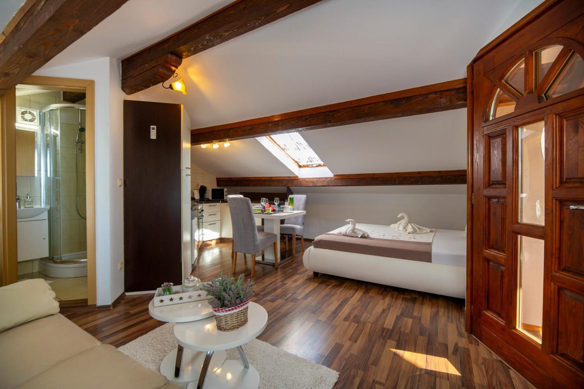 Apartman Viki Stinjan Pula Bagian luar foto